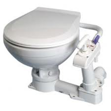 Toaleta Matromarine s ruční pumpou model Komfort, šířka 480 mm, výška 340 mm, hloubka 460 mm