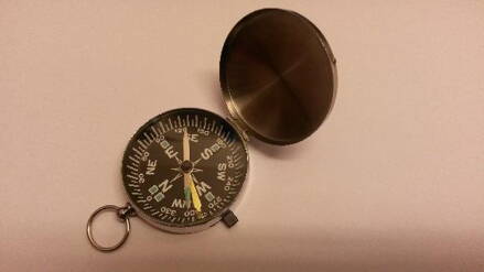 Kapesní kompas, chrom, průměr 4,5 cm
