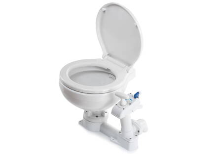 Toaleta Matromarine s ruční pumpou model Kompakt, šířka 450 mm, výška 340 mm, hloubka 400 mm